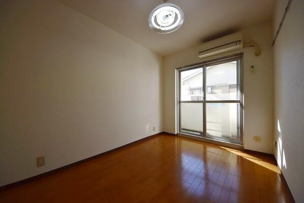 ウィンベルソロ高砂第二の物件内観写真